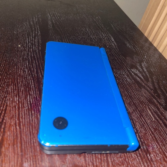 DSI xl - Picture 2 of 3